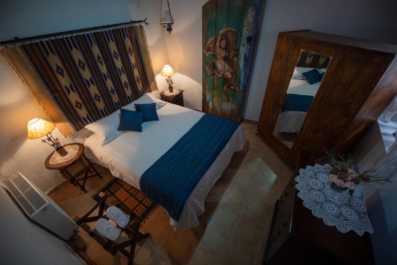 Apanemia Inn House Lofou Exterior photo
